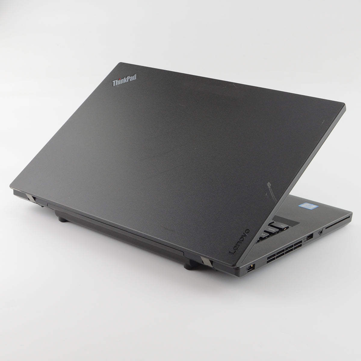 Lenovo Thinkpad T570 - i5-6300U 15.6 Pouce FHD - 16Go Ram - 256Go NVME - Remis à Neuf Fiche Lenovo Thinkpad T570 - i5-6300U 15.6 Pouce FHD - 16Go Ram - 256Go NVME - Remis à Neuf Fiche